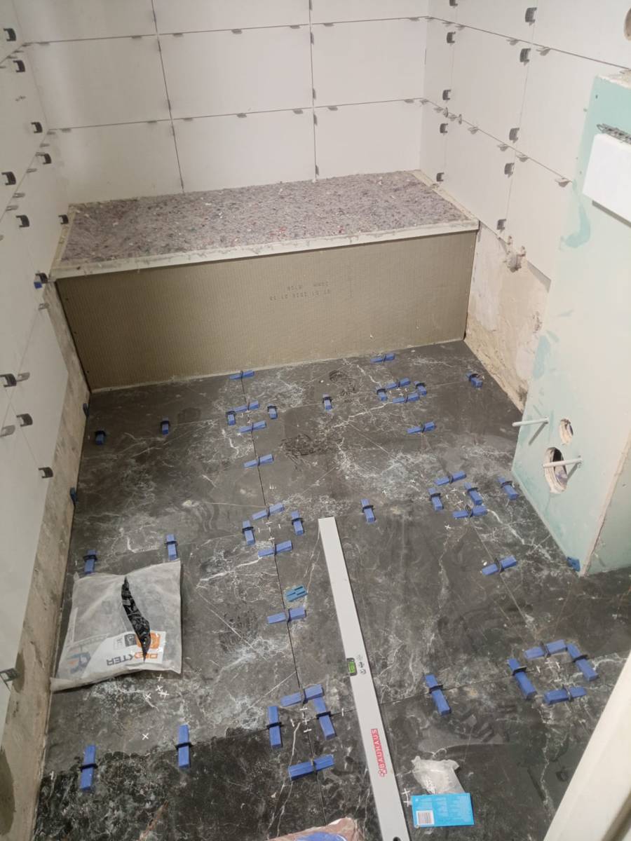 Fliesenarbeiten